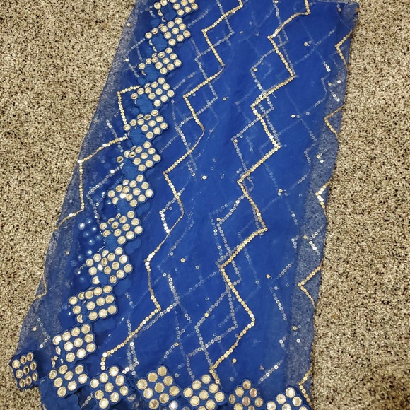 Indian outfit - Picture 10 of 16